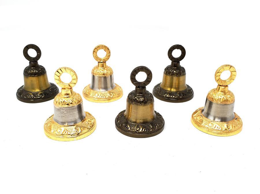 Campana de metal tallada de 2"